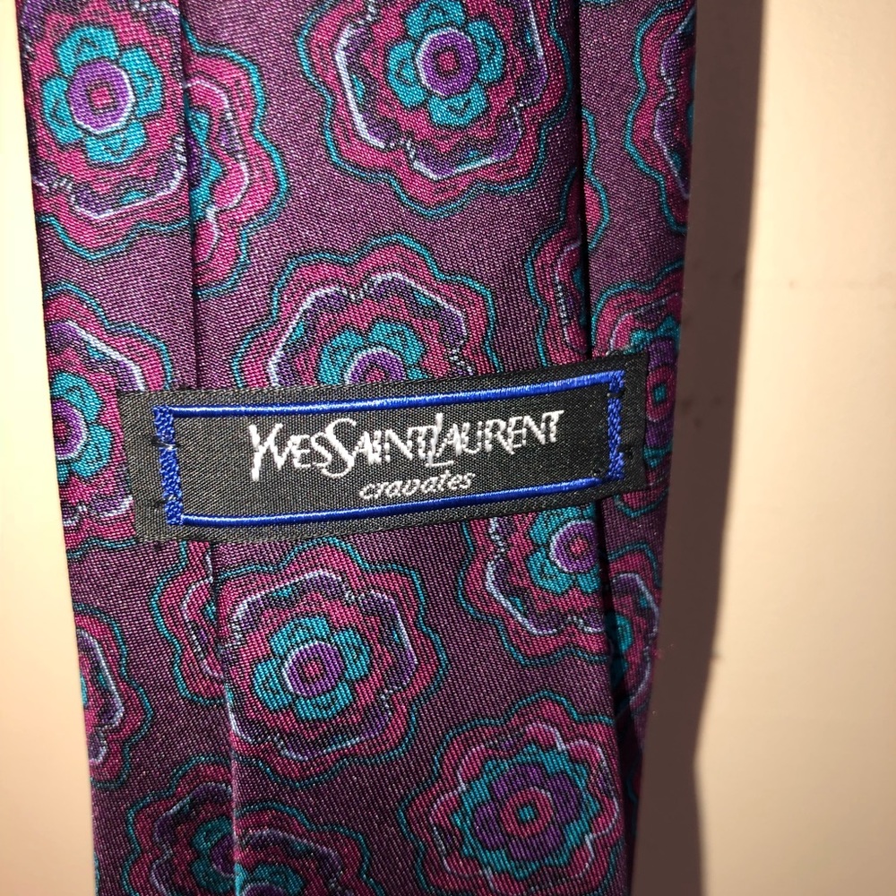 YSL silk tie. Perfect condition